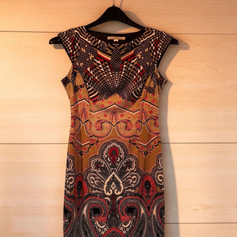 MAGGY LONDON Geometric Paisley Sheath Dress - Size 6 - Boho Chic Sleeveless